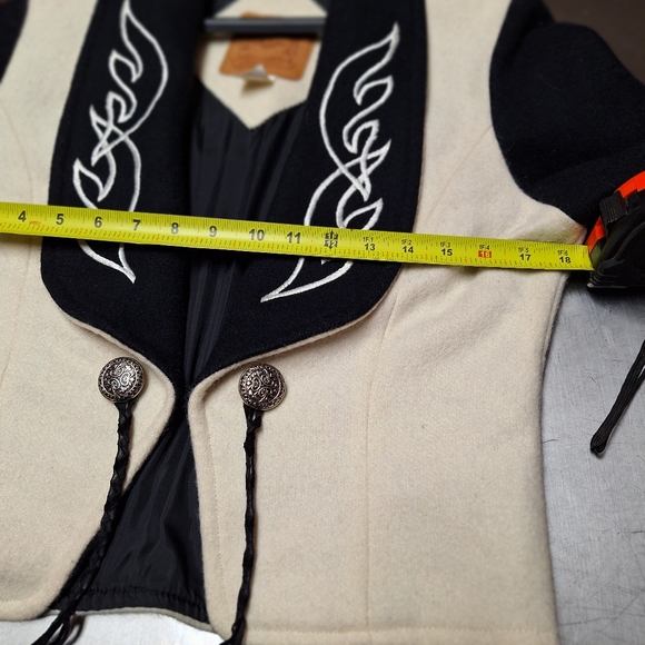 Vintage Western Jacket Embroidered Peplum Style 100% Wool Size S - Picture 6 of 8